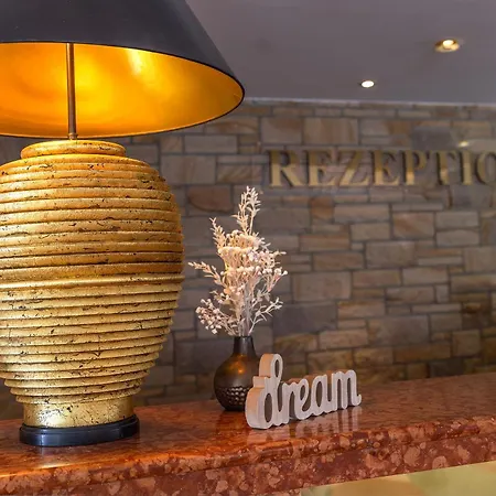 Отель Dreams Беккум